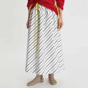 VARIEGATED STRIPE
POPLIN SKIRT
BLACK/WHITE